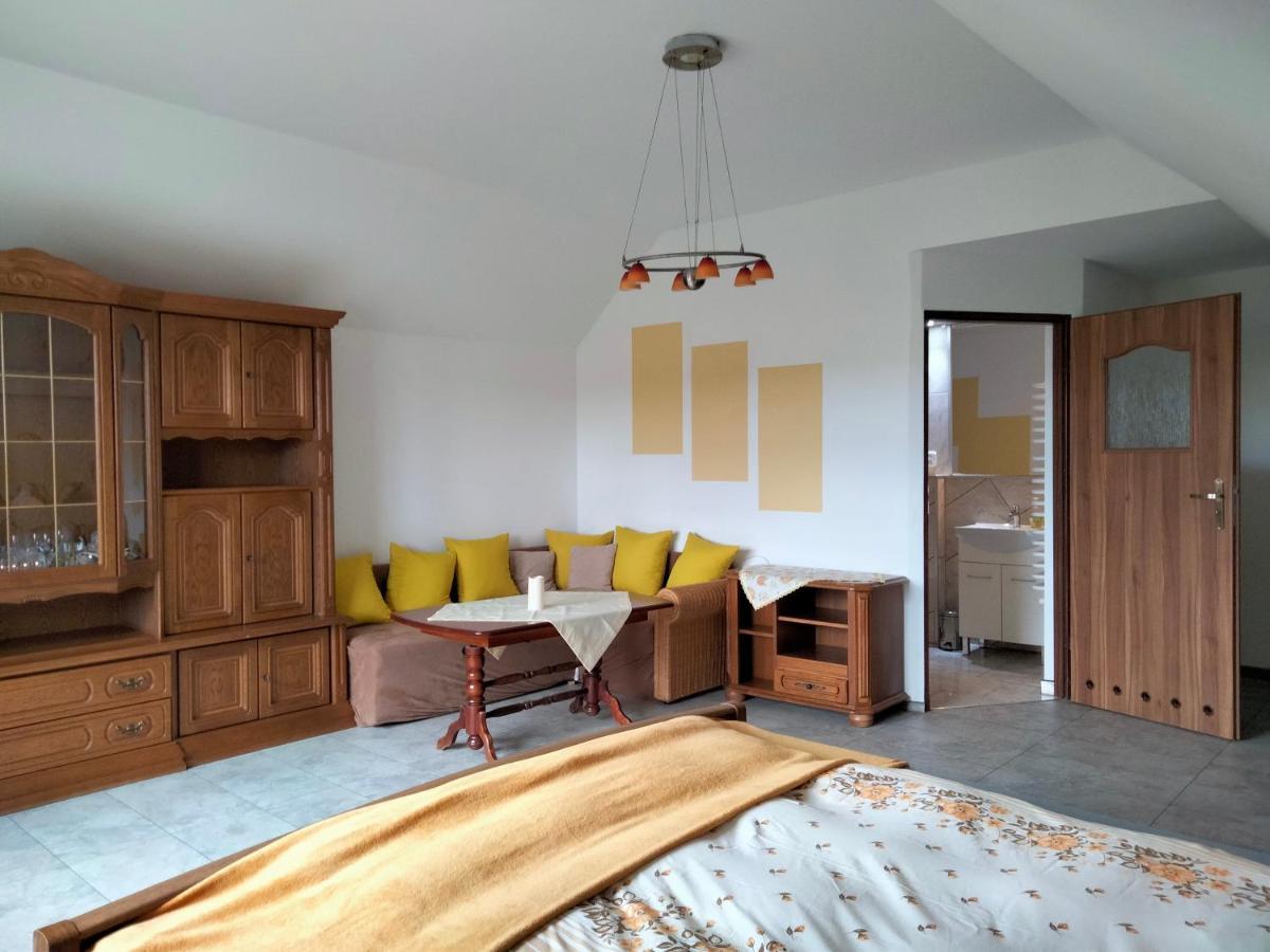 Pod Piramida Villa Lugniany ภายนอก รูปภาพ