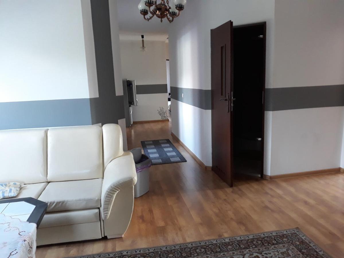 Pod Piramida Villa Lugniany ภายนอก รูปภาพ