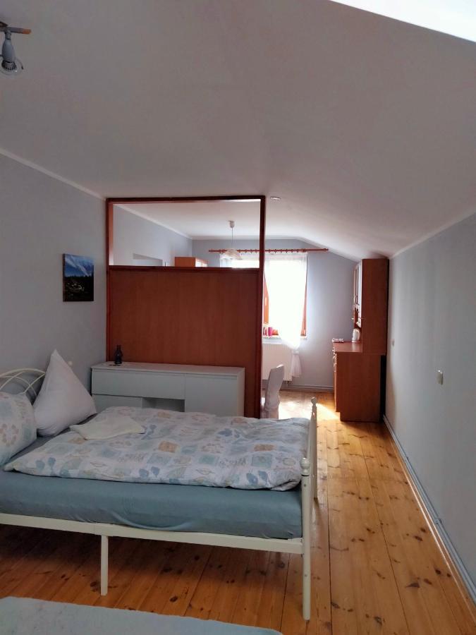 Pod Piramida Villa Lugniany ภายนอก รูปภาพ