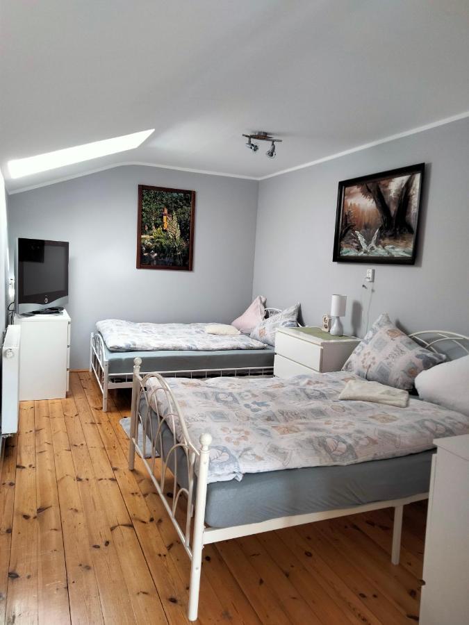 Pod Piramida Villa Lugniany ภายนอก รูปภาพ