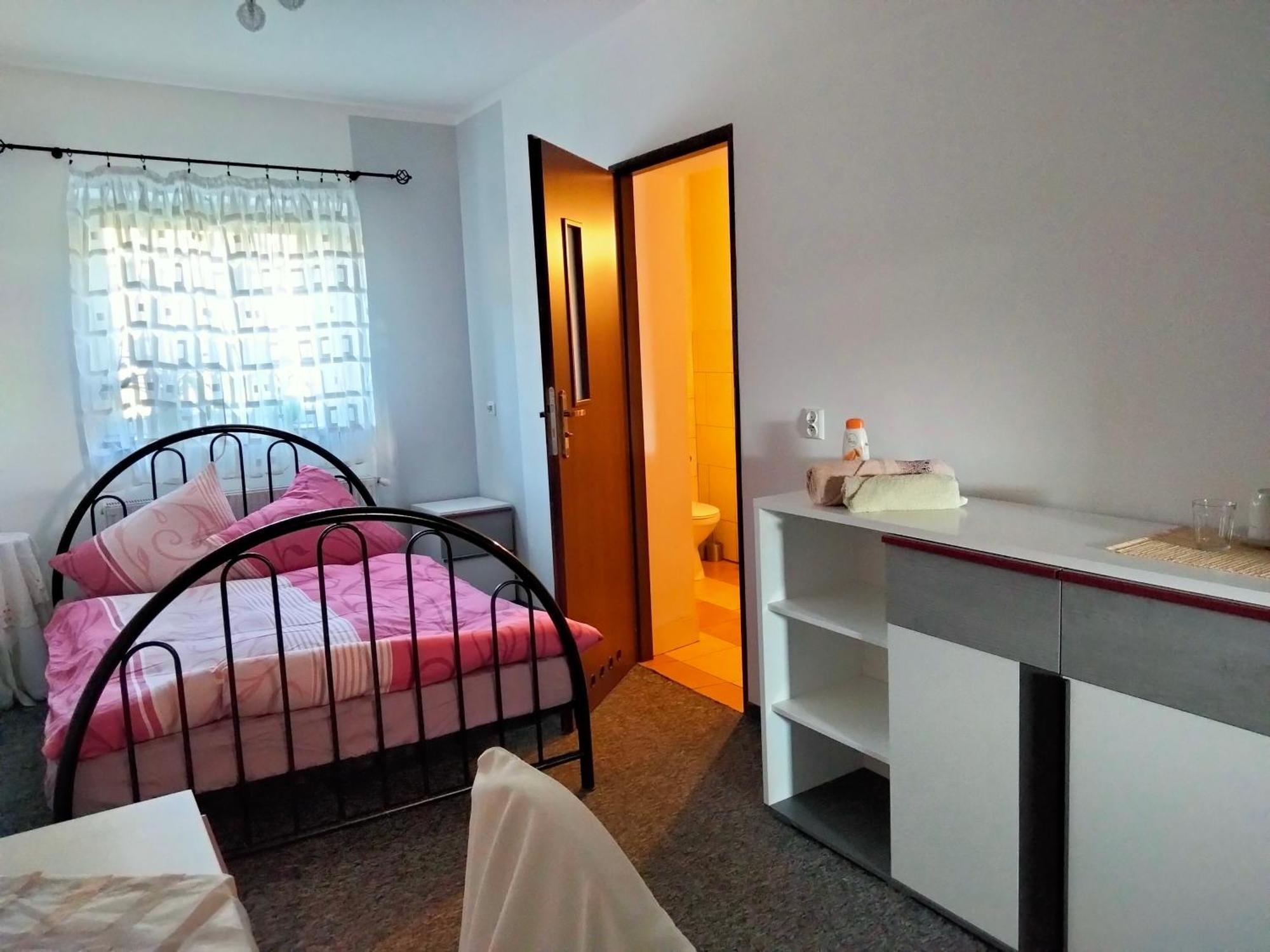 Pod Piramida Villa Lugniany ภายนอก รูปภาพ